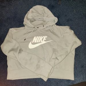 ☆SOLD ON MERCARI☆ Nike Essential Cropped Hoodie